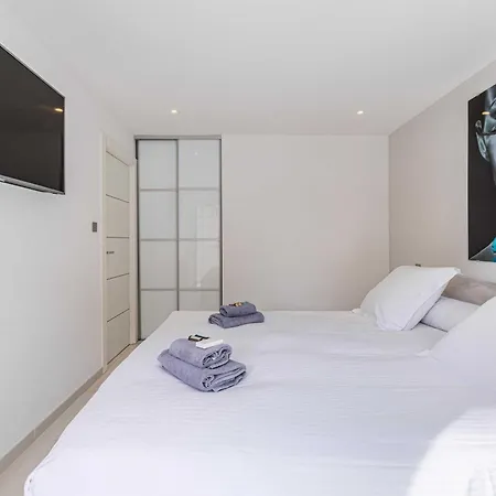 Beautiful With Sunny Terrace Apartment Cannes